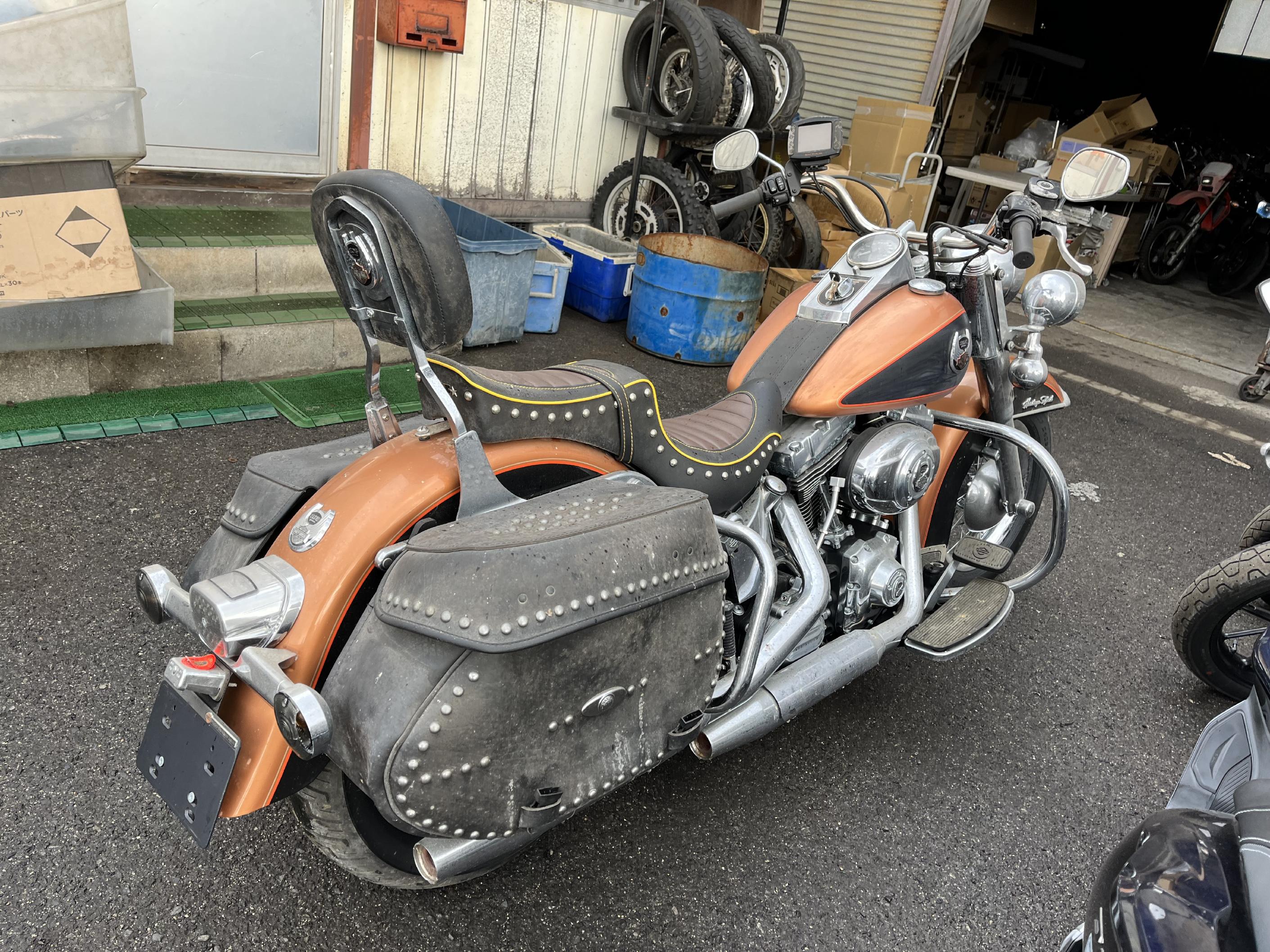 バイク買取 ハーレー FLSTC